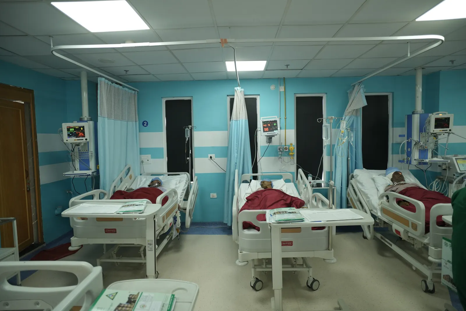 Smart City Hospital critical-care ward